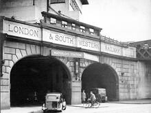 Waterloo Station c.1938. Vehicle entrance portals. (BML1 @ 0m 5ch). (Ref: 030541)