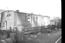 325156E   C5-22 grounded body Exmouth Junction Shed, Old coach body, London Chatham and Fover raioway
