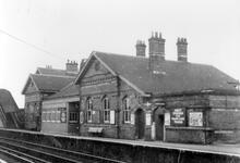  Sevenoaks (Bat & Ball) Station (OJS @ 25m 51ch). September 1948.
