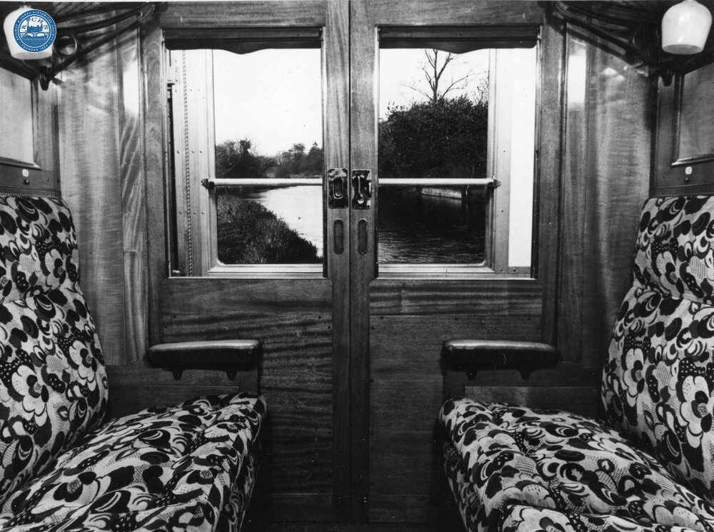 SR Third Class Corridor coach compartment 