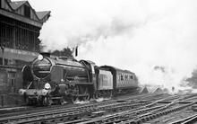 Schools Class 4-4-0 No. 934 "St Lawrence" (Ref: 010236)