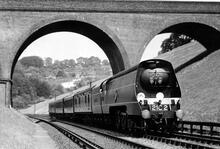 Merchant Navy Class 4-6-2 No. 21C2 "Union Castle" (Ref: 010210)