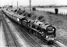 35010 Merchant Navy Class 4-6-2 "Blue Star '' (Ref: 010213)