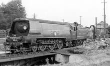 35011 Merchant Navy Class 4-6-2 "General Steam Navigation" (Ref: 010215)
