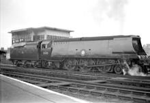 011947E S(SLN)283 Waterloo eBR,BRS steam loco Merchant Navy Class 4-6-2 Number 35021 New Zealand Line, Waterloo 1956