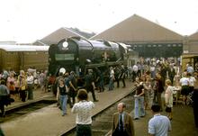 35028 BR(S) 4-6-2 steam loco rebuilt Merchant Navy class "Clan Line".  (Ref 016061E)