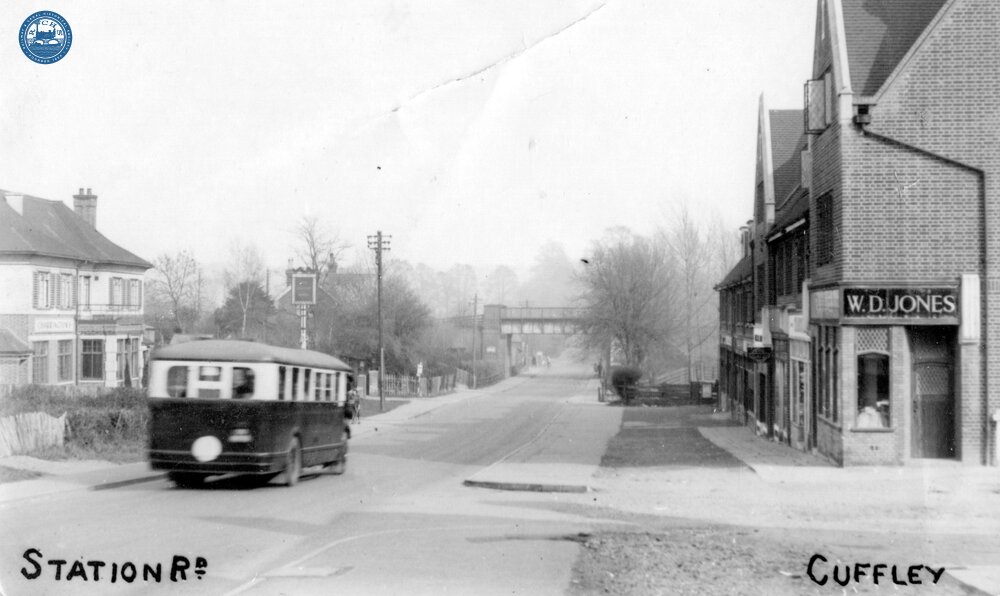 Station Road, Cuffley, Hertfordshire c.1950s. (Ref: 031598)