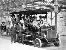 Great Western Railway Sightseeing Car No 16 at Paddington Station c.1908. (Ref: 031544)
